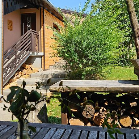 Gozdarjeva Hiska M&K Villa Dobrovnik Buitenkant foto
