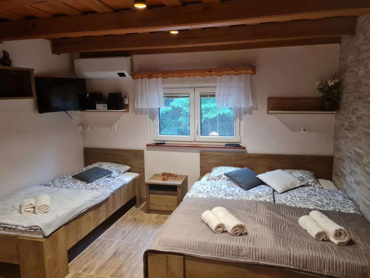Gozdarjeva Hiska M&K Villa Dobrovnik Buitenkant foto